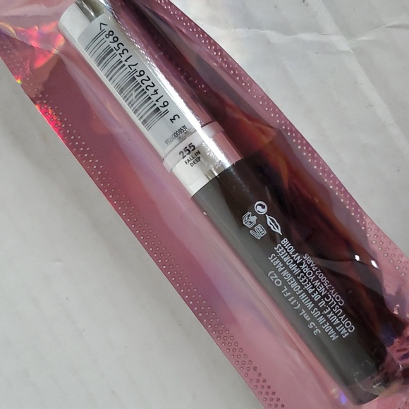 4 Covergirl Melting Pout Vinyl Vow Matte Liquid Lipsticks Lip Color 3.5 NWT - Picture 12 of 14